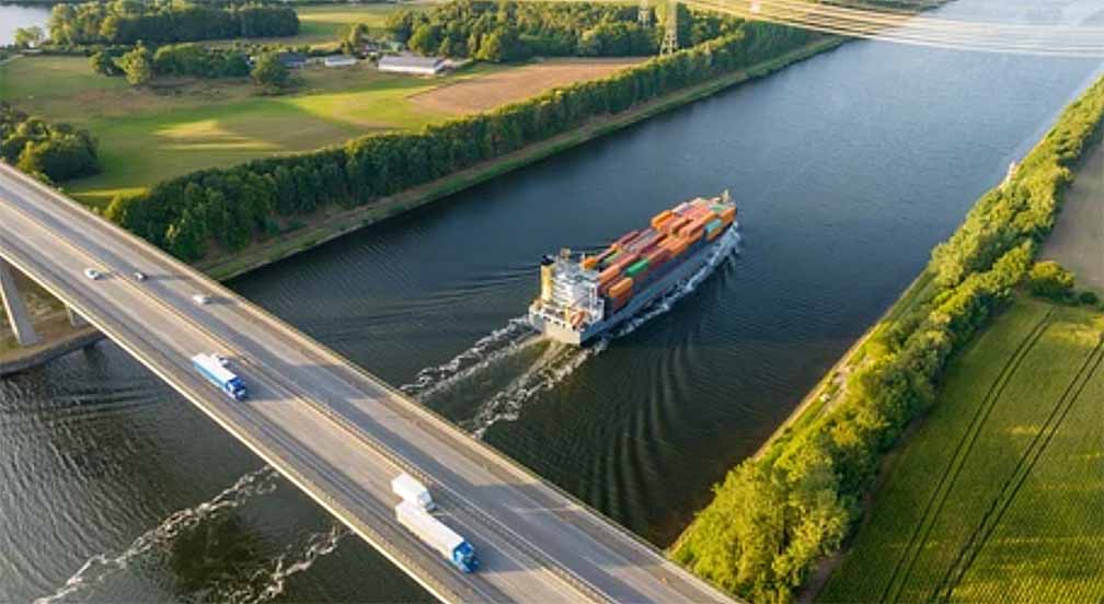 Mastering Challenges in Intermodal Transportation & Logistics